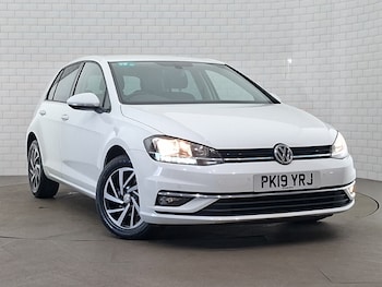 Used Volkswagen Golf 2019 for sale - 79555502: Photo