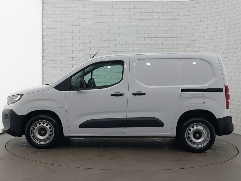 Used Vauxhall Combo 2024 for sale - 77544259: Photo 4