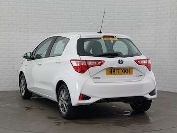 Used Toyota Yaris 2017 for sale - 78778343: Photo