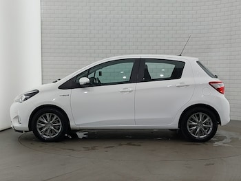 Used Toyota Yaris 2017 for sale - 78778343: Photo