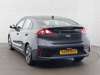 Used Hyundai IONIQ 2018 for sale - 76602475: Photo