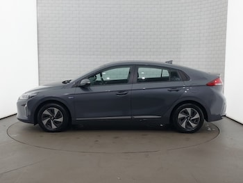Used Hyundai IONIQ 2018 for sale - 76602475: Photo