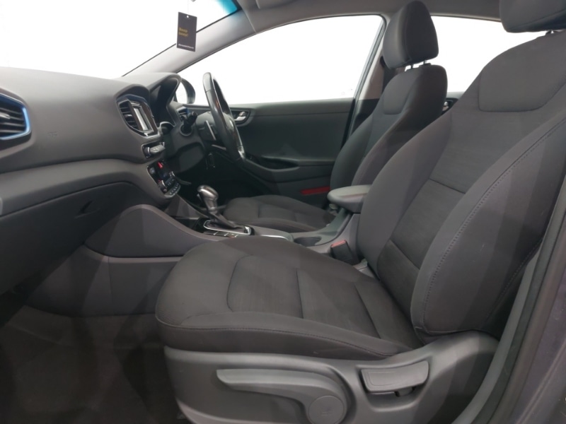 Used Hyundai IONIQ 2018 for sale - 76602475: Photo 5