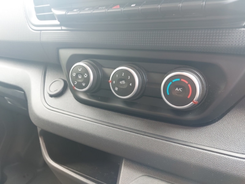 Used Renault Trafic 2023 for sale - 76343679: Photo 16