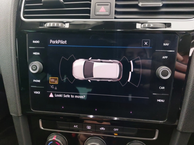 Used Volkswagen Golf 2018 for sale - 77852546: Photo 16