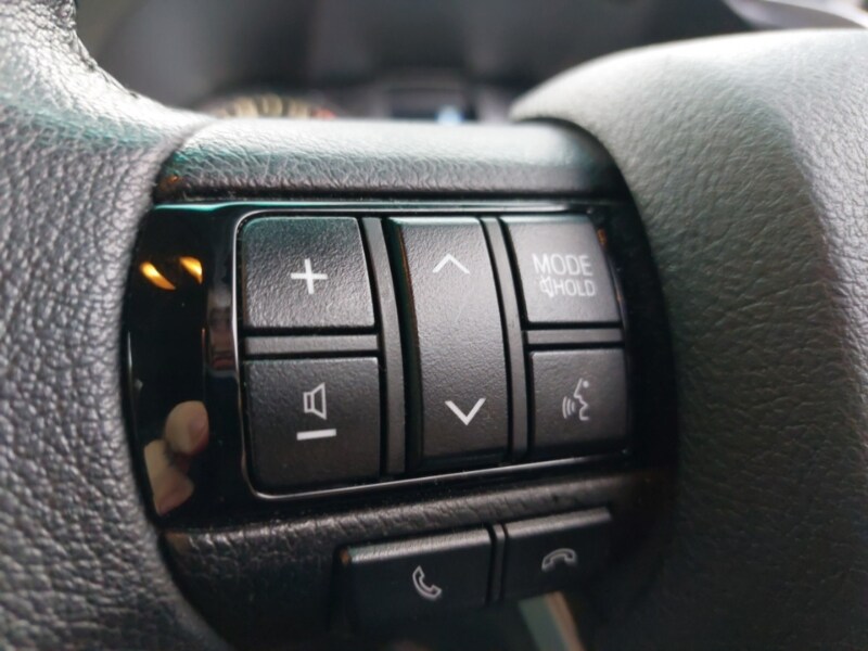 Used Toyota Hilux 2023 for sale - 76893749: Photo 13