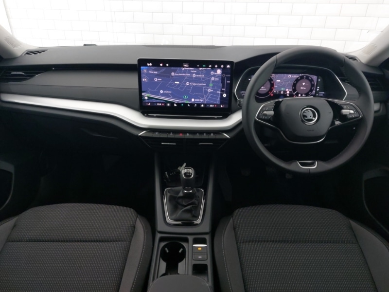 Used Skoda Octavia 2024 for sale - 76889289: Photo 2