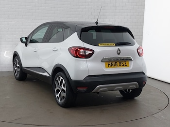 Used Renault Captur 2018 for sale - 77439386: Photo