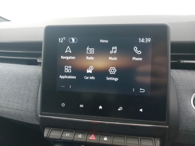 Used Renault Clio 2025 for sale - 77623733: Photo 11