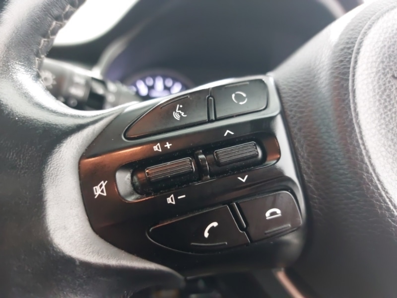 Used Kia Stonic 2019 for sale - 76116609: Photo 13