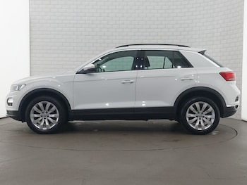 Used Volkswagen T-Roc 2020 for sale - 75706890: Photo