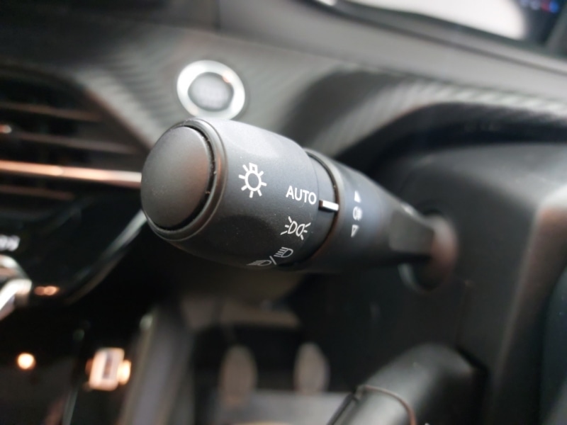 Used Peugeot 208 2025 for sale - 78112883: Photo 18