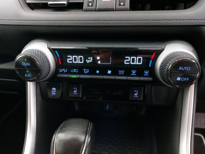 Used Toyota RAV4 2021 for sale - 76053181: Photo 15