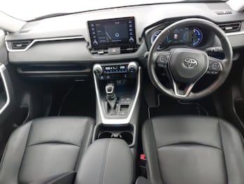 Used Toyota RAV4 2021 for sale - 76053181: Photo 2