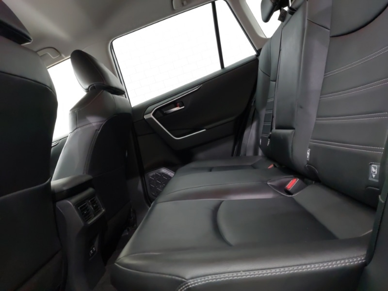 Used Toyota RAV4 2021 for sale - 76053181: Photo 6