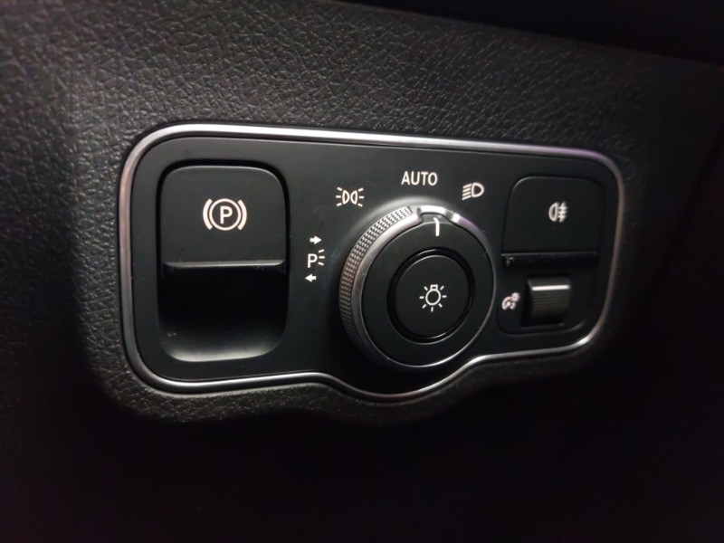 Used Mercedes-Benz EQB 2022 for sale - 76959000: Photo 16