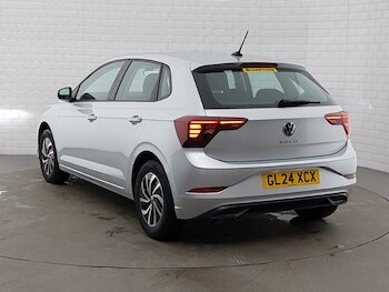 Used Volkswagen Polo 2024 for sale - 77265793: Photo