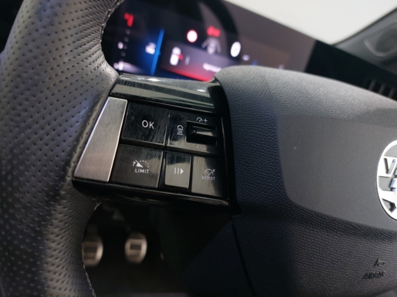 Used Vauxhall Astra 2023 for sale - 77947908: Photo 14