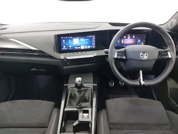 Used Vauxhall Astra 2023 for sale - 77947908: Photo