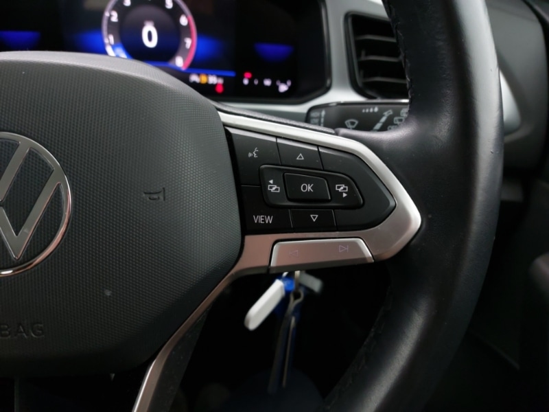 Used Volkswagen T-Roc 2022 for sale - 76403679: Photo 15