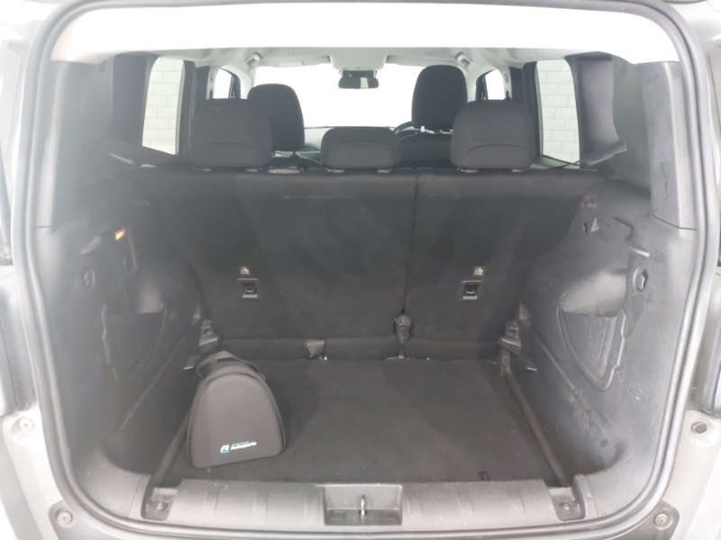 Used Jeep Renegade 2020 for sale - 78112874: Photo 8