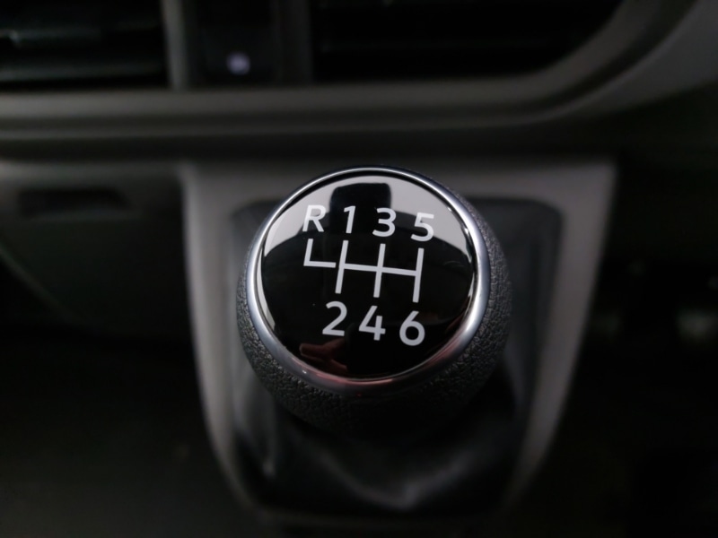 Used Volkswagen Transporter 2025 for sale - 77304370: Photo 15