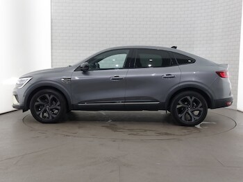 Used Renault Arkana 2023 for sale - 78647549: Photo