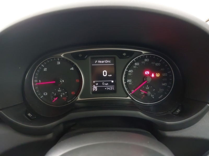 Used Audi A1 2015 for sale - 76947201: Photo 13