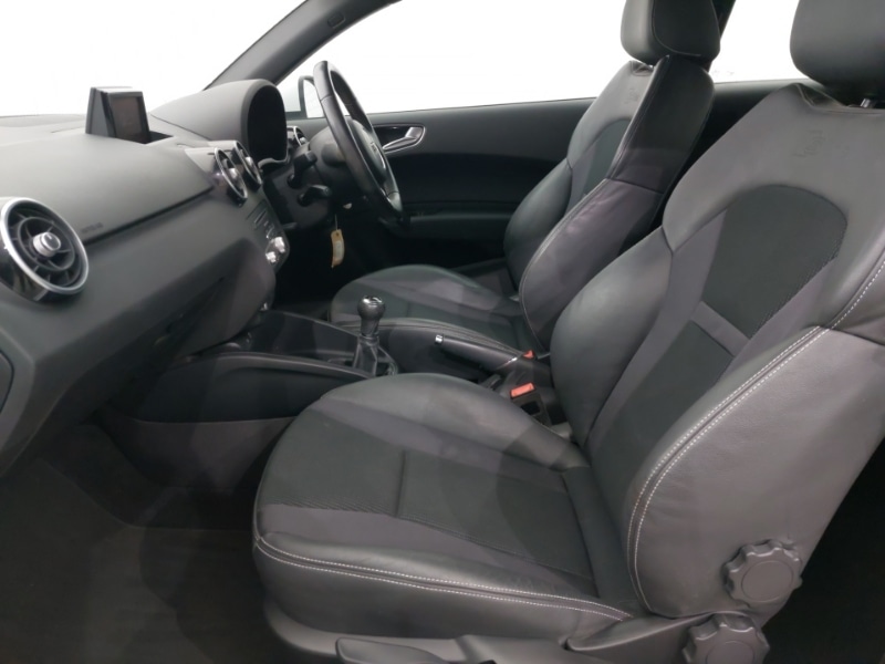 Used Audi A1 2015 for sale - 76947201: Photo 5