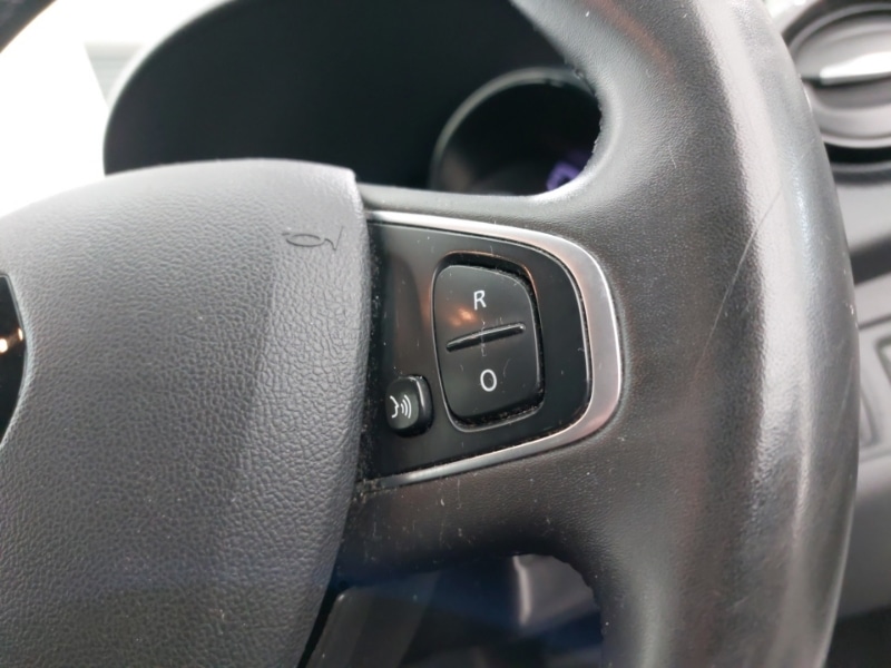 Used Renault Clio 2018 for sale - 76548876: Photo 12