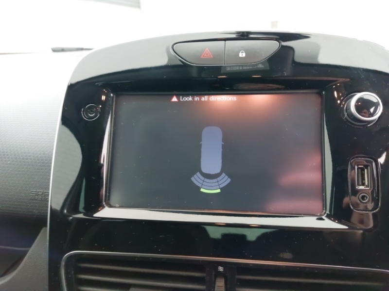 Used Renault Clio 2018 for sale - 76548876: Photo 18