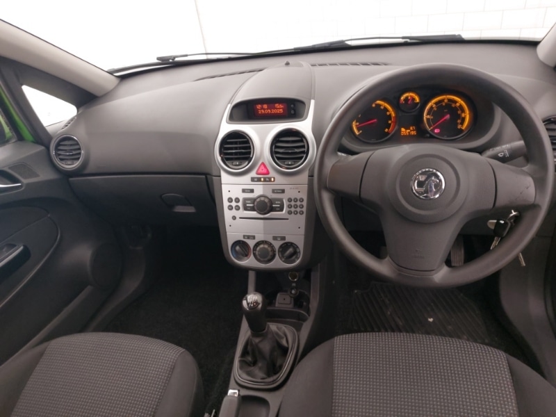 Used Vauxhall Corsa 2014 for sale - 76254486: Photo 2