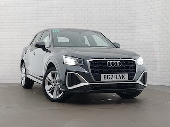 Audi - Q2