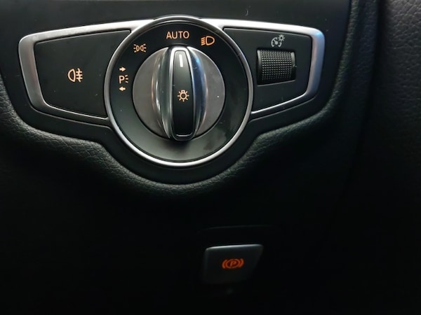 Used Mercedes-Benz C-Class 2017 for sale - 76213084: Photo 17