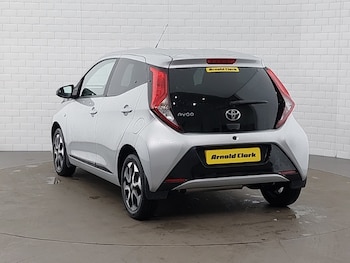 Used Toyota AYGO 2019 for sale - 78386745: Photo