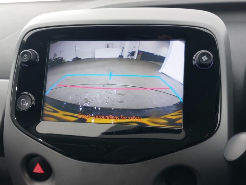 Used Toyota AYGO 2019 for sale - 77453973: Photo 11