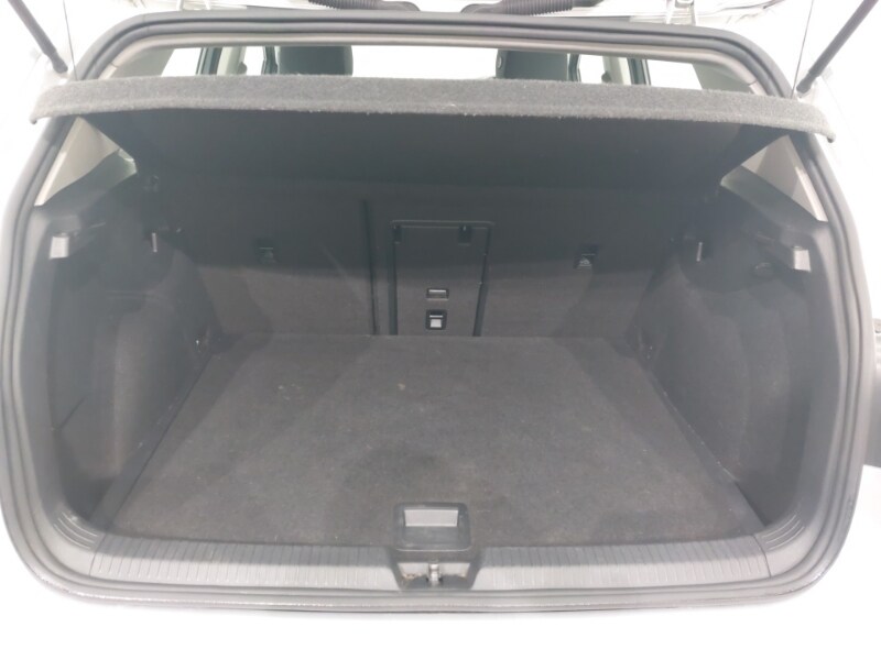 Used Volkswagen Golf 2020 for sale - 77690192: Photo 8