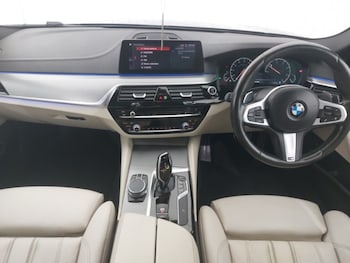 Used BMW 5 Series 2019 for sale - 75652432: Photo