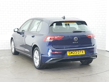 Used Volkswagen Golf 2023 for sale - 75382331: Photo