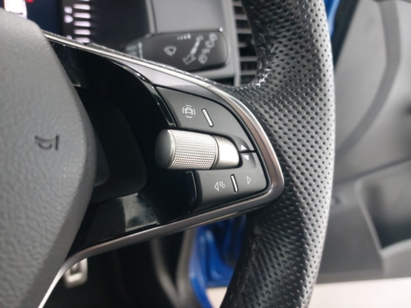 Used Skoda Karoq 2024 for sale - 77669814: Photo 15