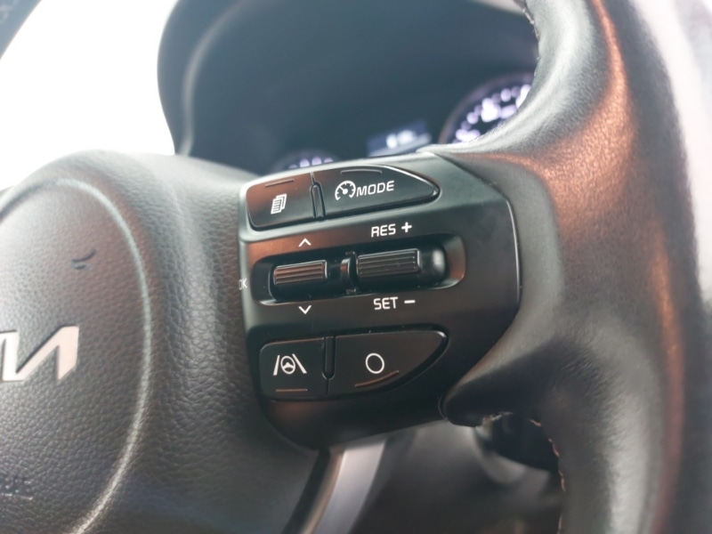 Used Kia Stonic 2022 for sale - 76560472: Photo 12