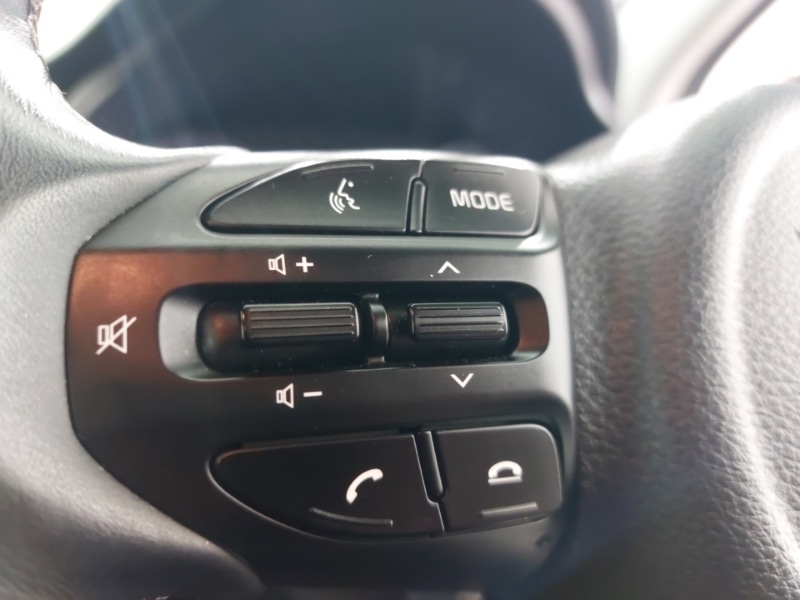 Used Kia Stonic 2022 for sale - 76560472: Photo 13