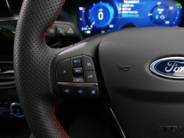Used Ford Kuga 2023 for sale - 76264885: Photo 14