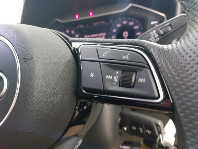 Used Audi A1 2023 for sale - 76737189: Photo 12