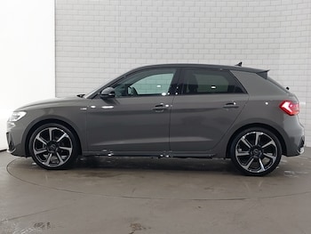 Used Audi A1 2023 for sale - 76737189: Photo