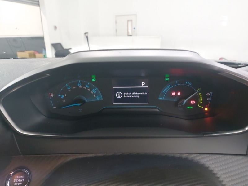 Used Peugeot 2008 2023 for sale - 77623668: Photo 12