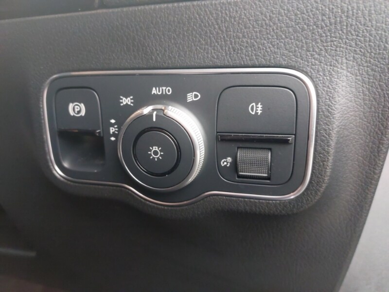 Used Mercedes-Benz GLA 2022 for sale - 76543587: Photo 10