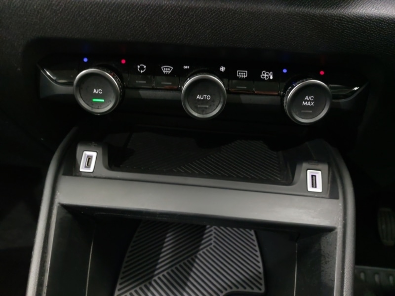 Used Citroen C4 2022 for sale - 76947218: Photo 15