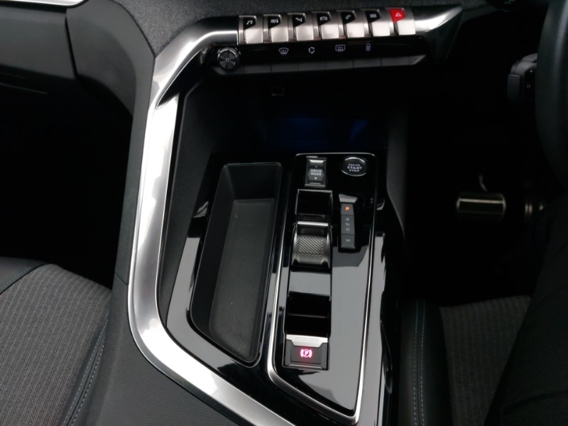 Used Peugeot 3008 2023 for sale - 77047405: Photo 16