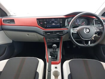 Used Volkswagen Polo 2018 for sale - 78460683: Photo